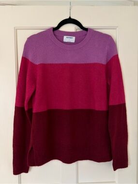 Old Navy Women's Colorblock Crewneck Sweater